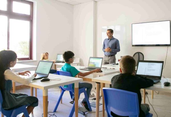 Virtual Classroom Software Development for Teaching Virtual Classroom Software Development for Teaching